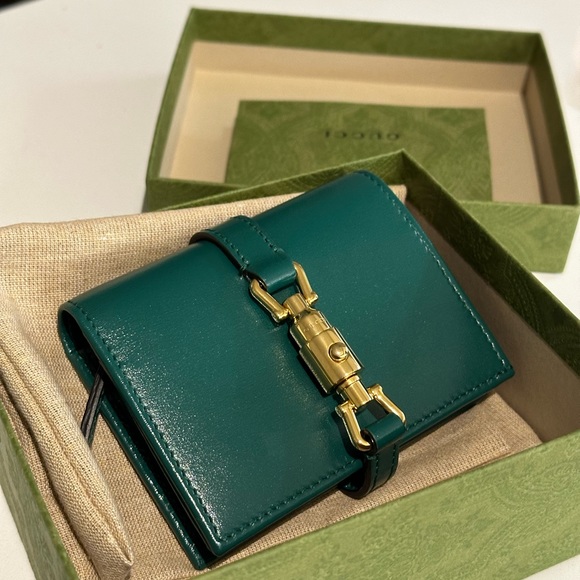 Authentic Gucci Jackie 1961 Compact Wallet in Green - Picture 3 of 6